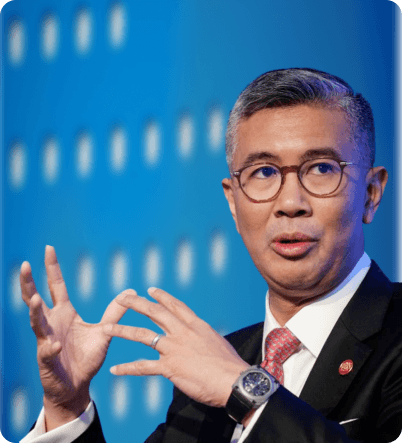 Tengku Zafrul speaking at a forum